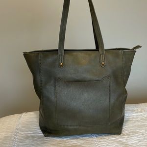 Universal Thread large purse - green
